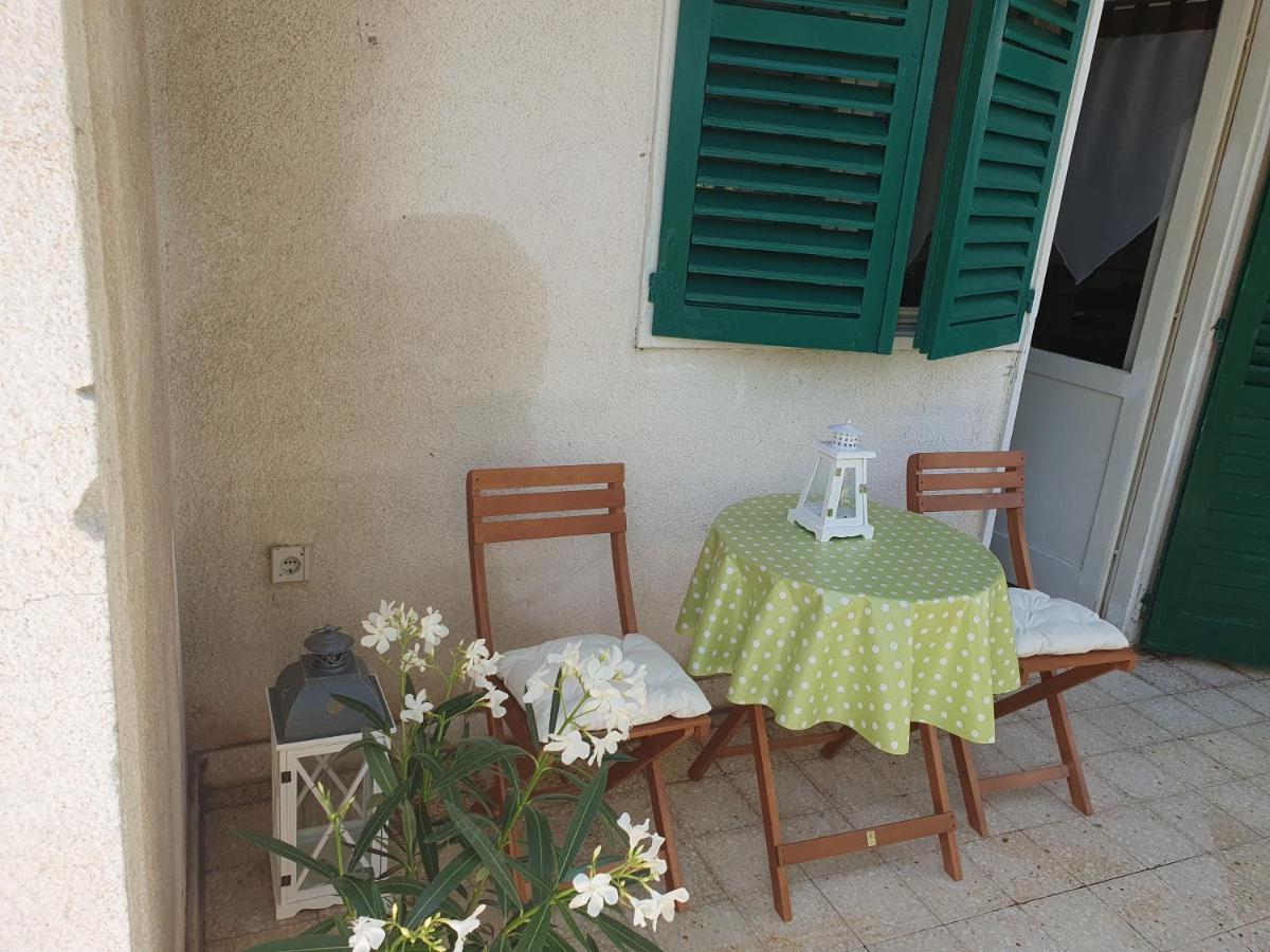 Apartment Lana Trogir Buitenkant foto