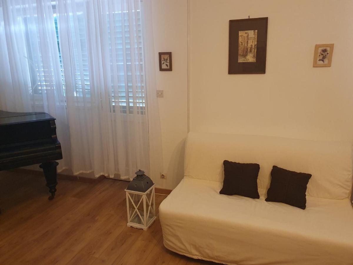 Apartment Lana Trogir Buitenkant foto